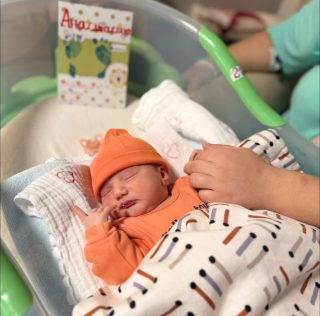 Record of 24 newborns in the neonatology department