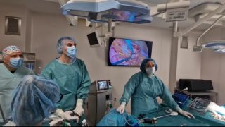 Complex case resolved with advanced laparoscopy